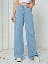 Load image into Gallery viewer, High Waist Straight Leg Jeans
