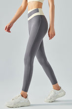 Load image into Gallery viewer, Contrast High Waist Seamless Sports Leggings
