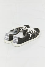 Load image into Gallery viewer, Forever Link On The Go Canvas Sneaker
