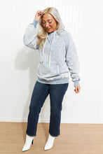 Load image into Gallery viewer, Zenana New Friends Full Size Acid Wash Fleece Hoodie
