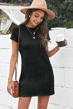Load image into Gallery viewer, Pocketed T-Shirt Dress
