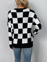 Load image into Gallery viewer, Checkered Dropped Shoulder Round Neck Sweater
