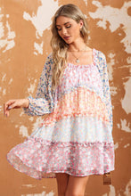 Load image into Gallery viewer, Tiered Floral Blocked Lined Summer Dress
