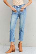 Load image into Gallery viewer, Muselooks Mid Rise Cropped Jeans with Pockets
