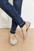 Load image into Gallery viewer, Qupid Simple and Chic Pointed Toe Ballet Flats
