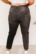 Load image into Gallery viewer, RISEN Guess What? Mid-Rise Distressed Jeans with Pockets
