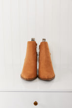 Load image into Gallery viewer, Fortune Dynamic Westside Pointed Toe Chain Detail Ankle Booties
