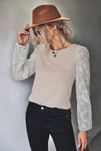 Load image into Gallery viewer, Waffle-Knit Puff Sleeve Spliced Top
