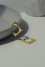 Load image into Gallery viewer, Rhinestone Open Square Earrings

